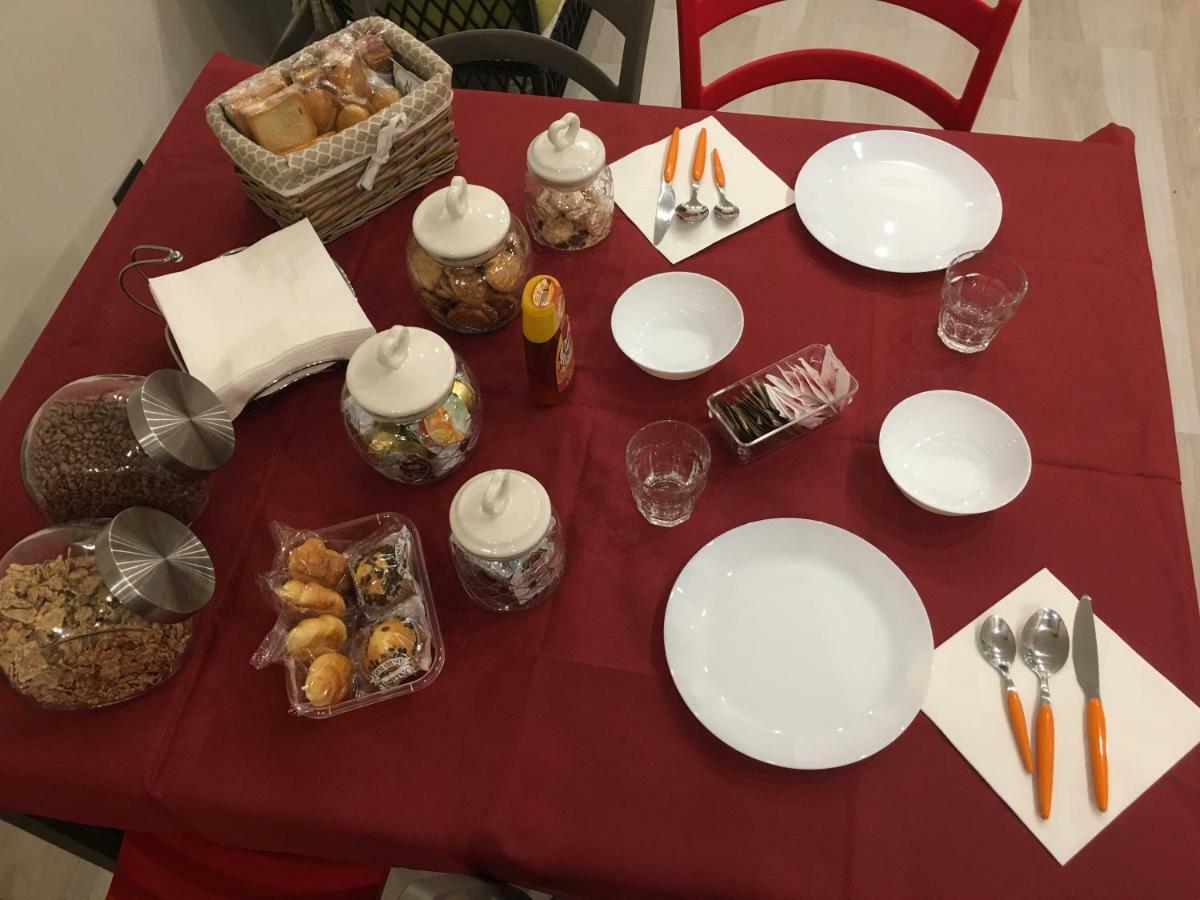 Bed and Breakfast Starita Bed & Pizza Neapel Exterior foto